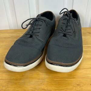 Seven 91 grey mens lace up shoe size 9.5. Made in Burma. Brown accents
